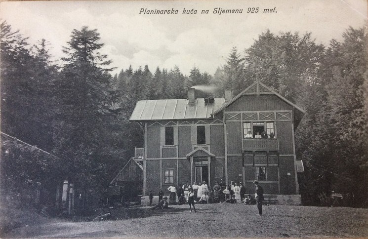Sljeme. Planinarska kuća oko 1920. godine